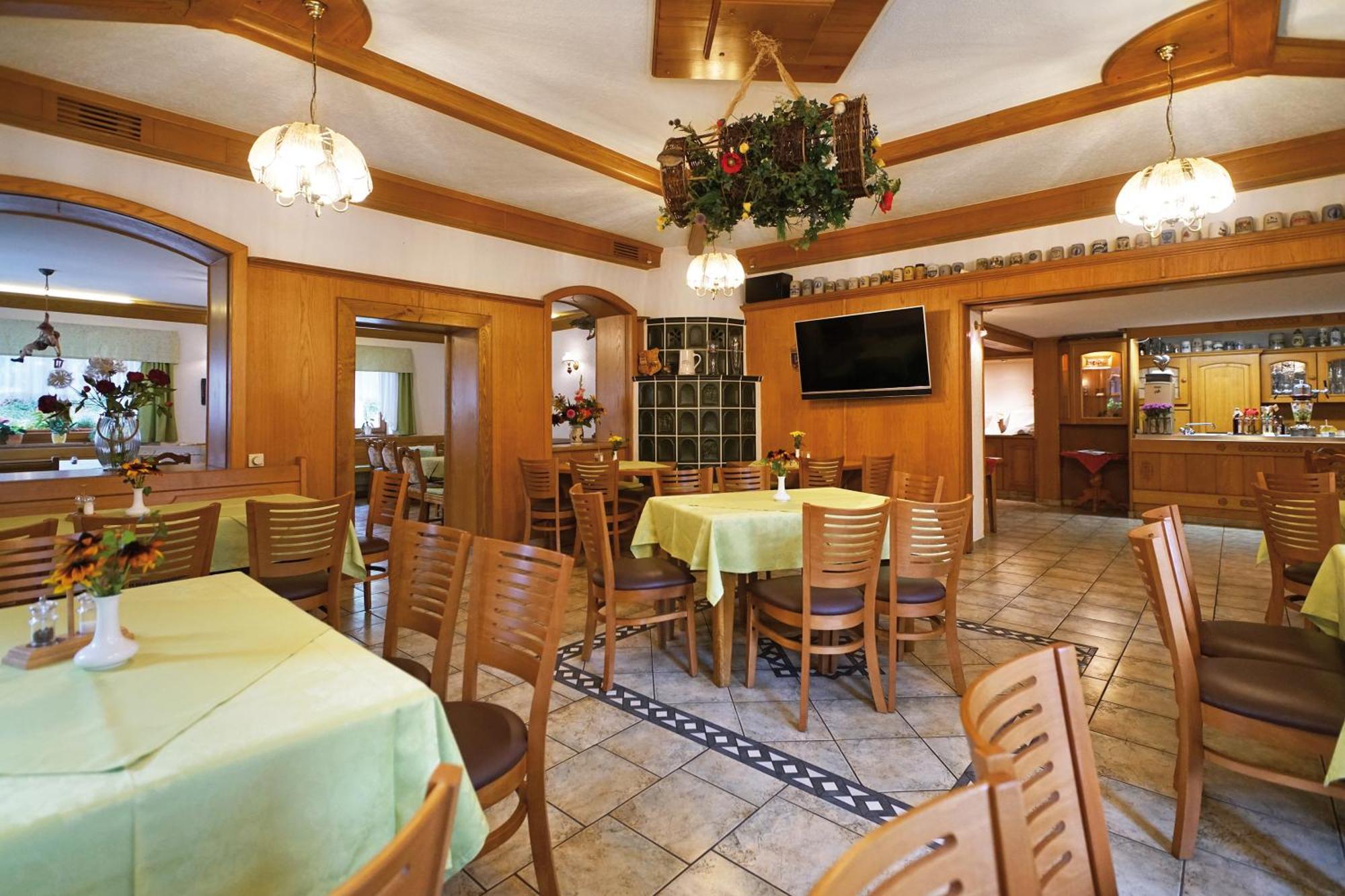Landhotel Gasthof Zwota Klingenthal Exterior photo